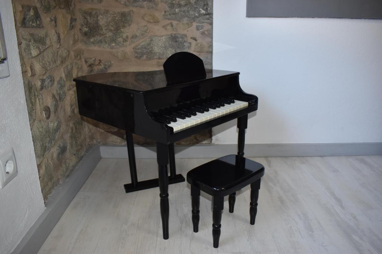 Can Musiquem Amb Piscina 레스 플라네스 도스톨레스 외부 사진